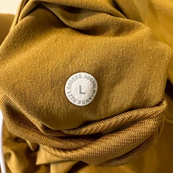 Lululemon men’s mustard colored shorts. Size L. - Picture 3 of 4